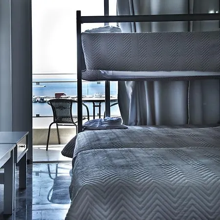 Porto Evia Boutique מלון 3*
