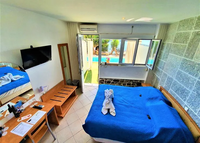 Porto Evia Boutique Hotel